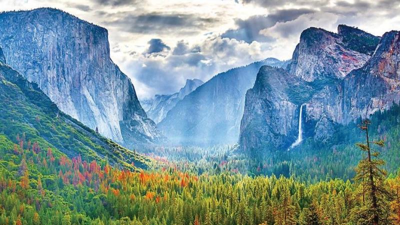 Take A Stroll Through Yosemite National Park