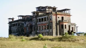 Bokor Hill Station: Exploring the Fascinating History and Scenic Beauty of Cambodia's Mountain Retreat