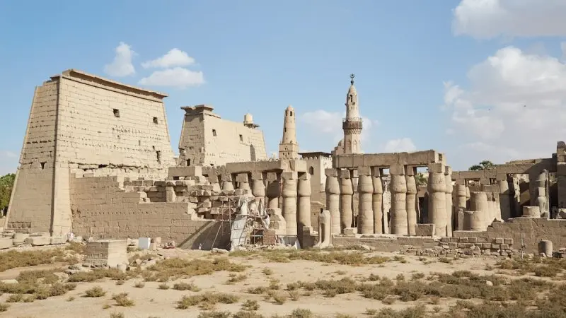 Luxor Temple: A Glimpse into Ancient Splendor