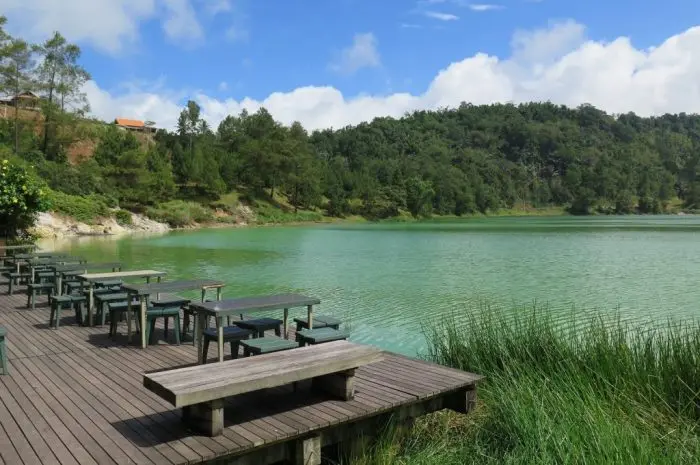 Lake Linow, Natural Tourism in Tomohon with Water that Can Change Color