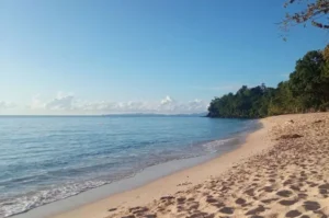 Paal Beach, Amazing White Sand Beach in East Likupang