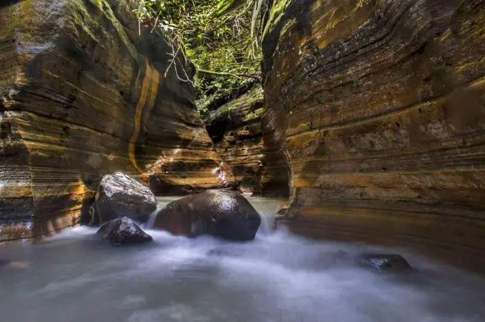 Putri Carita Waterfall, Hidden Waterfall Behind Exotic Cliffs in Pandeglang